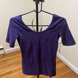 Purple top great fitted